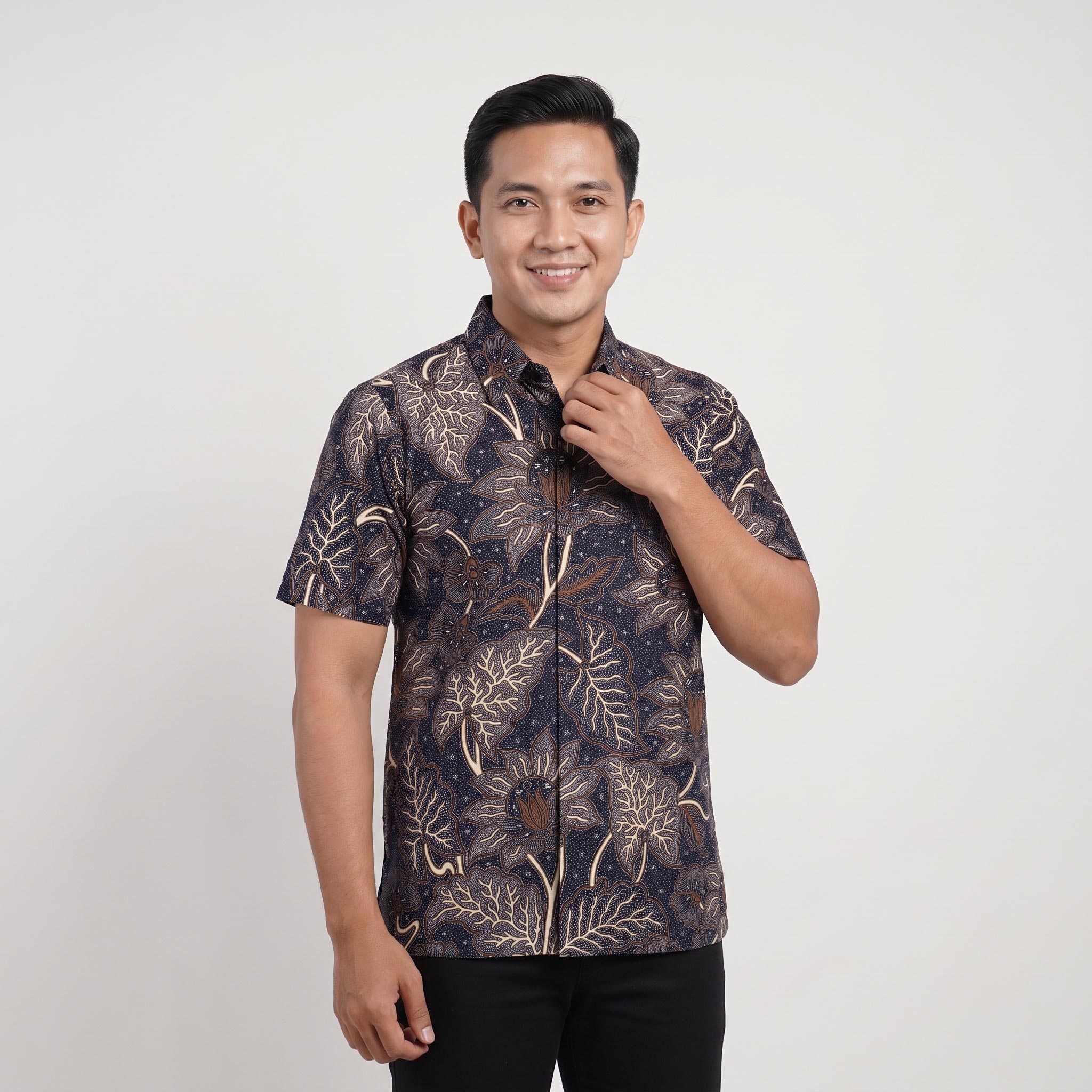 Kemeja Batik Pria Katun Cabut Lengan Pendek - 333 - Gambar 5