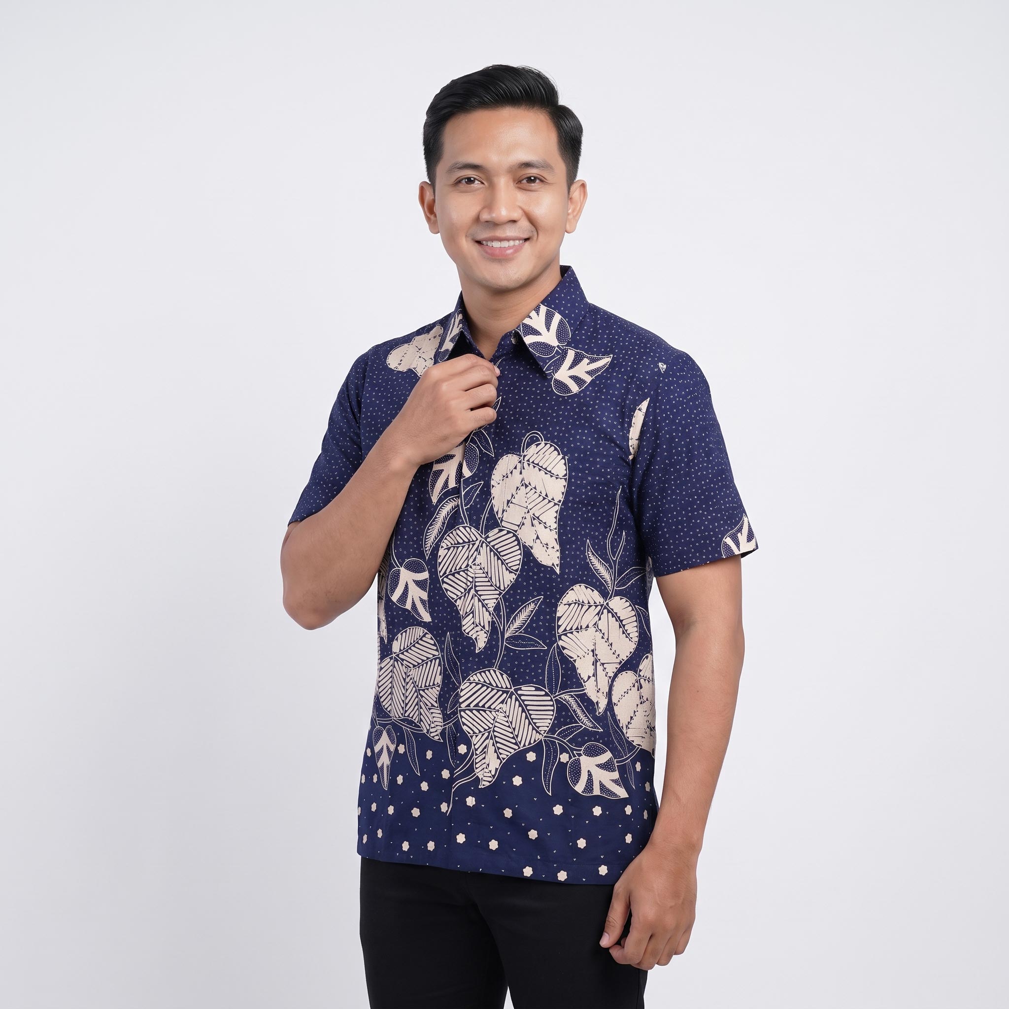 Kemeja Batik Pria Katun Cabut Lengan Pendek - 334 - Gambar 8
