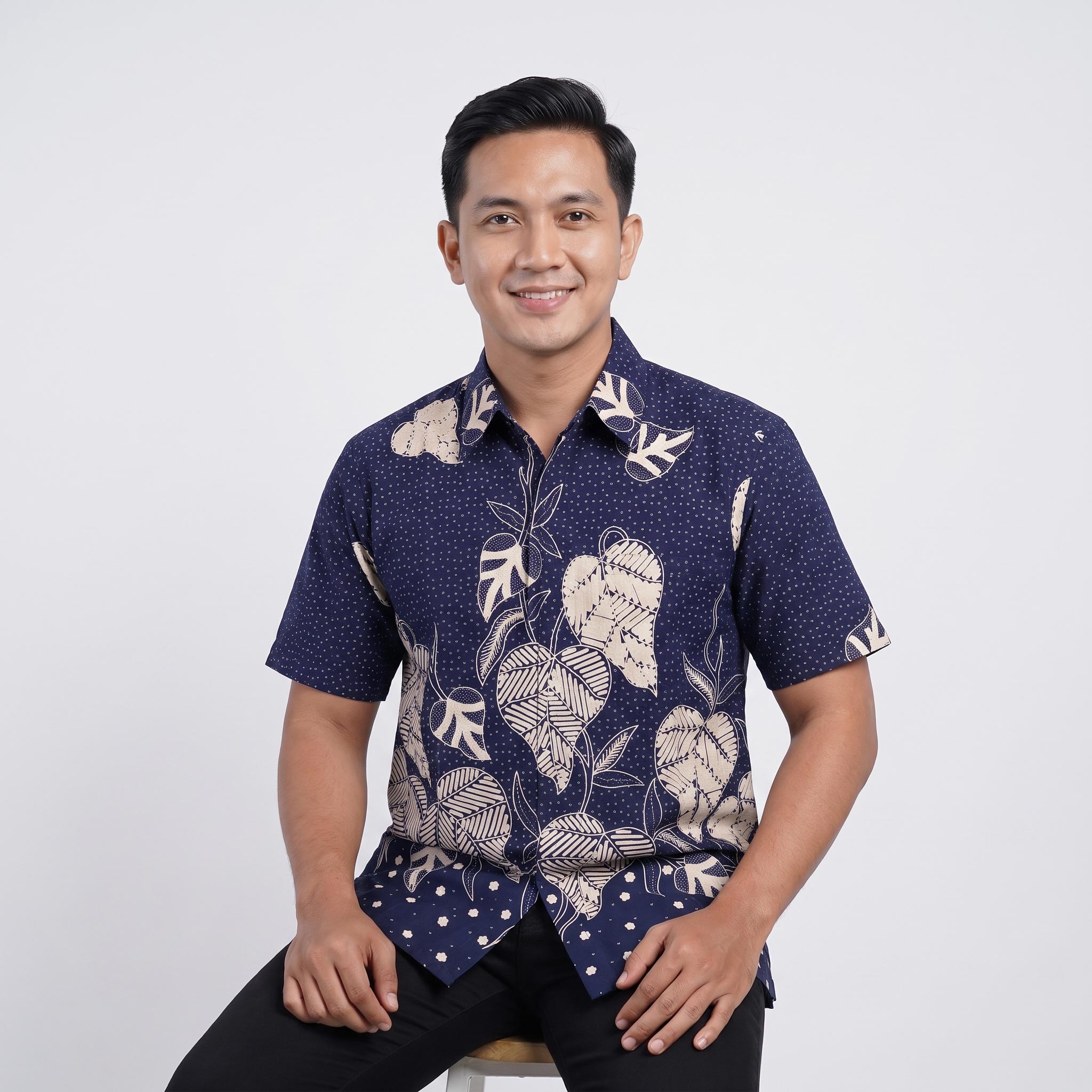 Kemeja Batik Pria Katun Cabut Lengan Pendek - 334 - Gambar 2